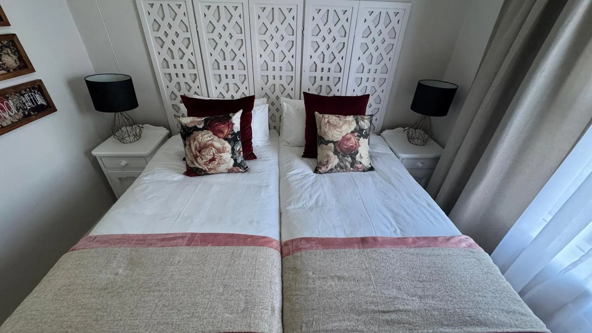Unwind At Coral Bloubergstrand South Africa