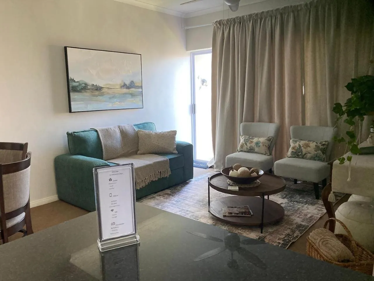 Unwind At Coral Bloubergstrand 0*,